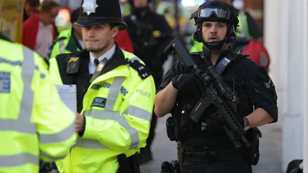 عناصر من الشرطة البريطانية