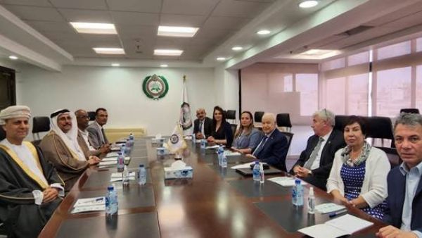 خلال الحدث رئيس البرلمان العربي السيد العسومي يبحث مع الدكتور طلال أبوغزاله سبل تفعيل التعاون بين البرلمان العربي والمجموعة العالمية