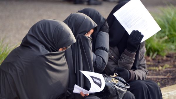 تطرف إسلامي وتطرف علماني