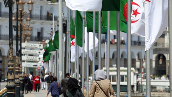 مصافحة الجزائر... ما قبلها وما بعدها