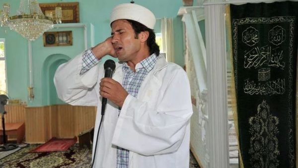 أحمد تورز