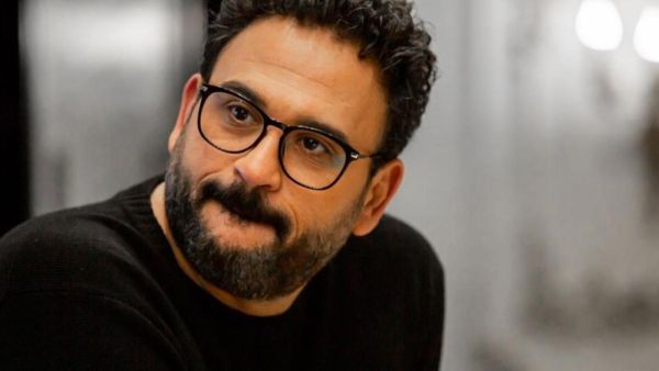 أكرم حسني