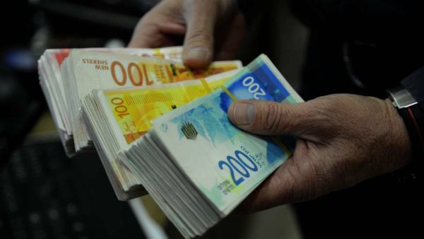 أموال المقاصة للسلطة الفلسطينية