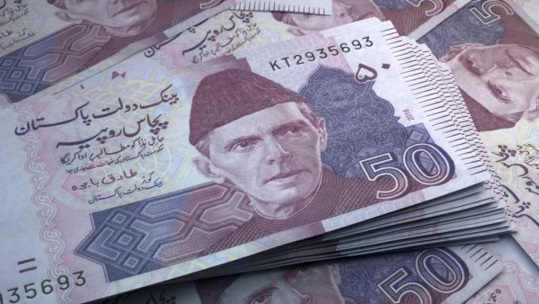 Pakistan: Rupee Plummets to Record Low Against Dollar