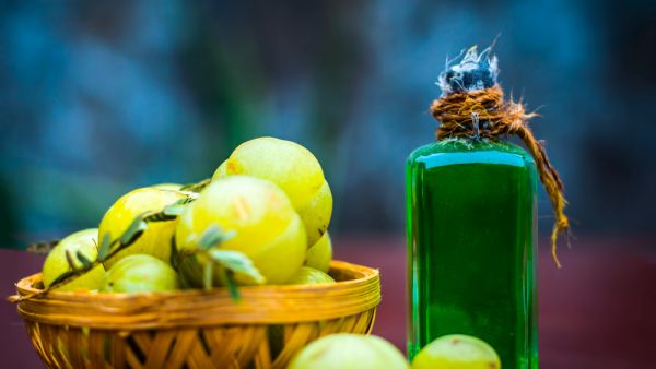 إعادة نمو الشعر بشكل طبيعي..إليك هذه النصائح الذهبية