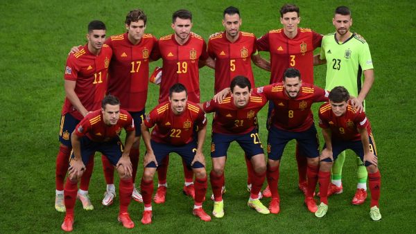 Spain footbal team (Photo by Marco BERTORELLO / POOL / AFP) Spain footbal team (Photo by Marco BERTORELLO / POOL / AFP)