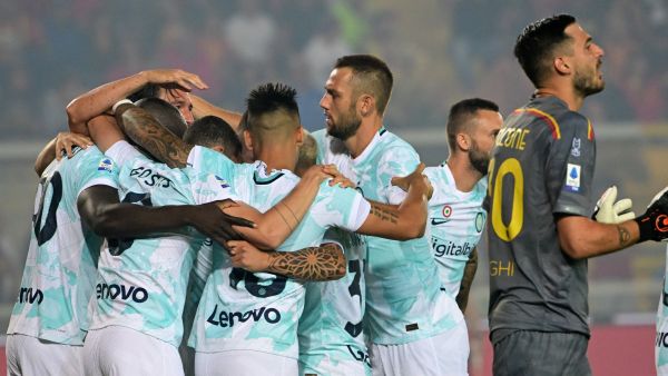 إنتر ميلان يلاقي سبيزيا اليوم (المصدر: أ ف ب)