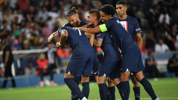 باريس سان جيرمان يستعد لملاقاة ليل (المصدر: أ ف ب)