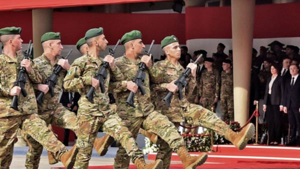 جيش لبنان يتسلم دفعة أولى من منحة قطرية