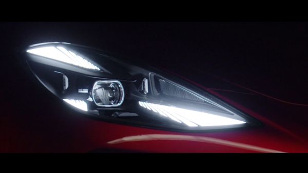 ’إم جي موتور‘ تؤكِّد إنتاج سيارة Cyberster Roadster 