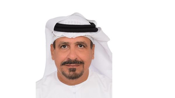 خالد الأميري، مدير مركز خليفة للتقانات الحيوية والهندسة الوراثية ورئيس قسم علوم الأحياء في جامعة الإمارات باحثون في مركز خليفة للهندسة الوراثية يفككون جينوم شجرة الغاف