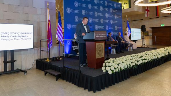 خلال الحدث جامعة جورجتاون بمؤسسة قطر تحتفل بأحدث خريجي الماجستير التنفيذي الدولي في إدارة الطوارئ والكوارث