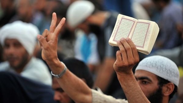 الحركات الإسلامية وخطابها الذي تستخدمه للوصول إلى الجماهير