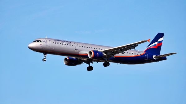 Sanction-Hit Russia Strips Its Jets to Secure Spare Parts: Report