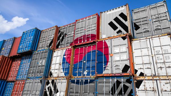 S. Korea Posts Trade Deficit of Over $10.2 Billion As Imports Soar by 20 Percent