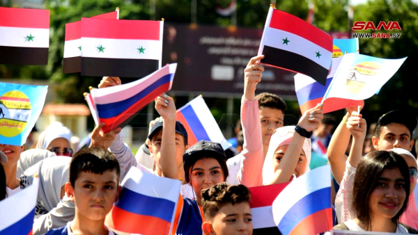 'The Arab Russia': Syrians Celebrate Russian Flag Day