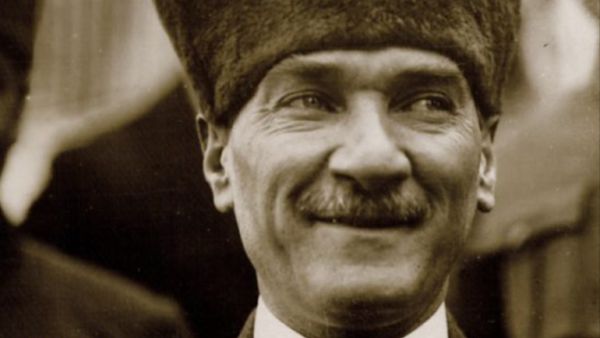 مصطفى كمال أتاتورك؟