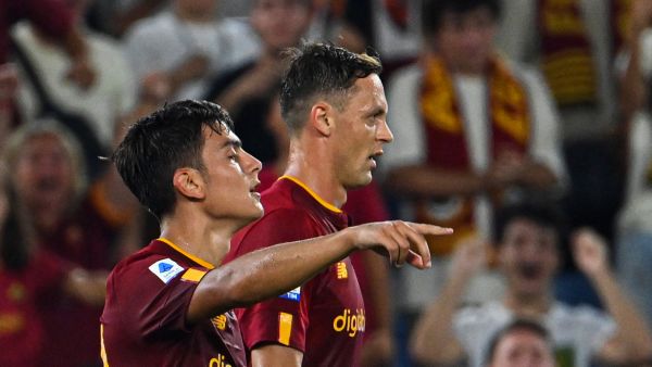 ديبالا يتألق في صفوف روما (المصدر: أ ف ب)