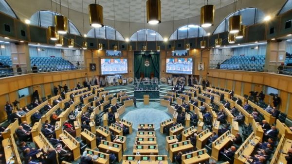 "بيريسترويكا" في البيت الأردني