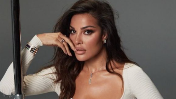Nadine Nassib Njeim's Holding Her Future Man's Hand
