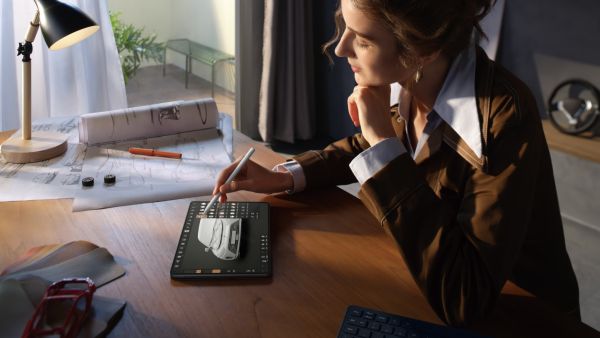 HUAWEI MatePad Pro الجهاز اللوحي الاحترافي والأنيق متعدد الإمكانات  والمثالي لموسم العودة إلى المدرسة والترفيه وجميع أفراد الأسرة