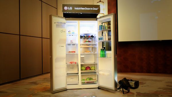 Company’s New Side-by-Side Fridges Deliver Impeccably Stylish Design, Outstanding Cooling, and Next-level Convenience Latest LG Instaview Refrigerators With Seamless Design Bring Instant Sophistication to Any Saudi Kitchen