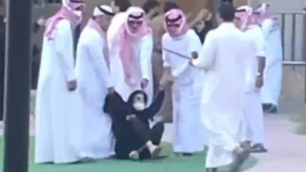 Men beat up Saudi young women 
