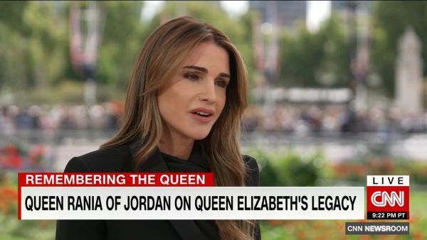 Queen Rania of Jordan says Queen Elizabeth was symbolically "Queen of the world"
