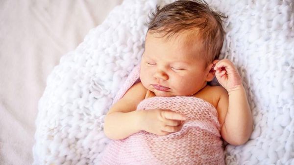 أسماء بنات بمعنى القمر