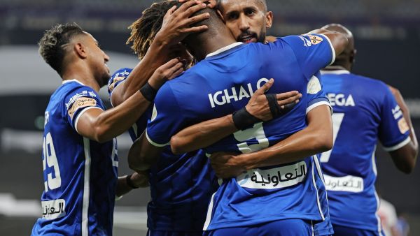 (Photo by KARIM JAAFAR / AFP) تشكيلة الهلال المتوقعة أمام التعاون اليوم في الدوري السعودي للمحترفين