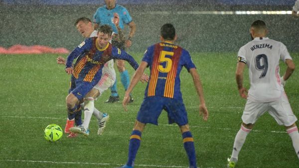 / AFP / JAVIER SORIANO جدول مباريات اليوم الأحد 16 أكتوبر 2022 والقنوات الناقلة