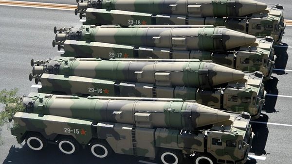 الكويت جددت في أبريل/نيسان 2021، معاهدة التعاون العسكري مع الولايات المتحدة،