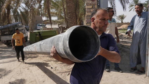 Iraqis are hungry for water 