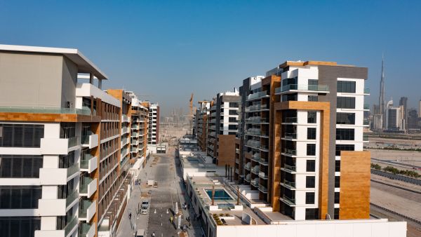 عزيزي تواصل تطوير رحلتها لإحراز التحول الرقمي