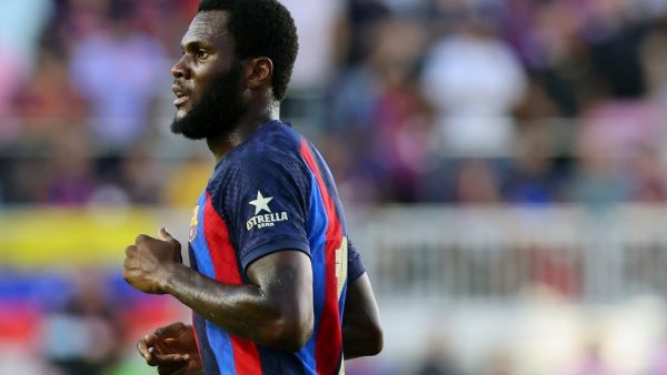 كيسي غير مستقر في برشلونة ويفكر بالعودة إلى الدوري الإيطالي