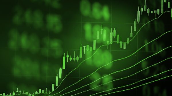Markets Trading in Green, Sterling Up After UK Budget U-turn