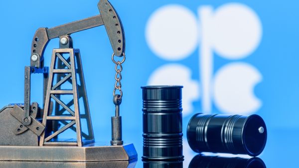 OPEC+ Mulls Output Cut of Up to 1 Million Barrels per Day