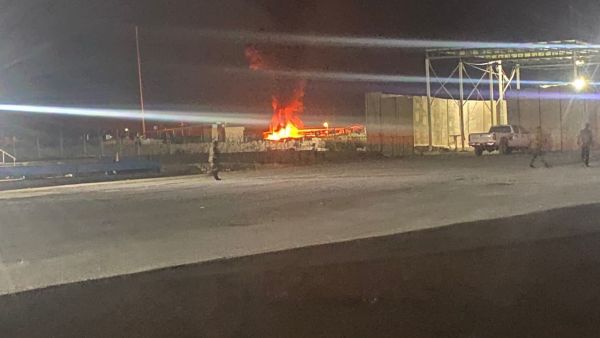 20 قتيل بقصف جوي لشاحنات نفط عراقية في سوريا