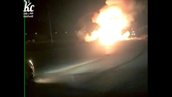 الاحتلال: "مسلحين فلسطينيين" قاموا بوضع عبوات متفجرة داخل السيارة وثلاث اسطوانات غاز