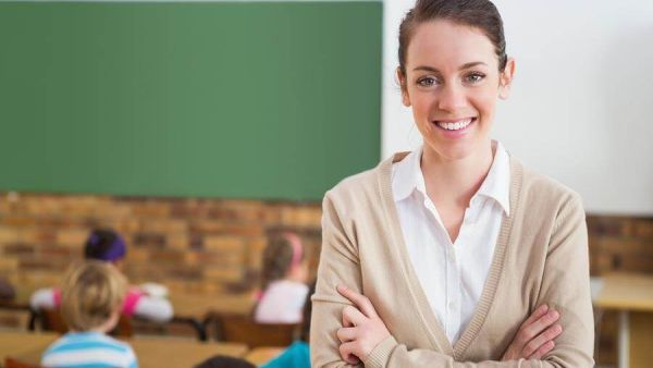 عبارات شكر للمعلمات المتميزات