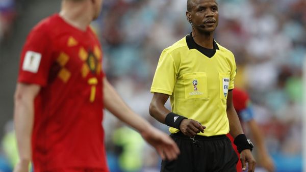 حكم مباراة بلجيكا وكندا اليوم في كأس العالم 2022