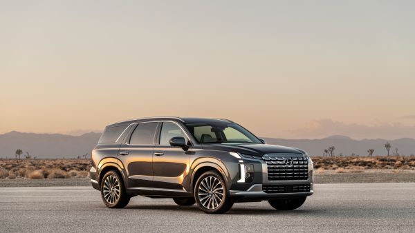 The 2023 Palisade enhance design, was carefully refined to reflect leadership and a sense of premium the grille shape Anticipation Builds for the New 2023 Palisade Middle East launch