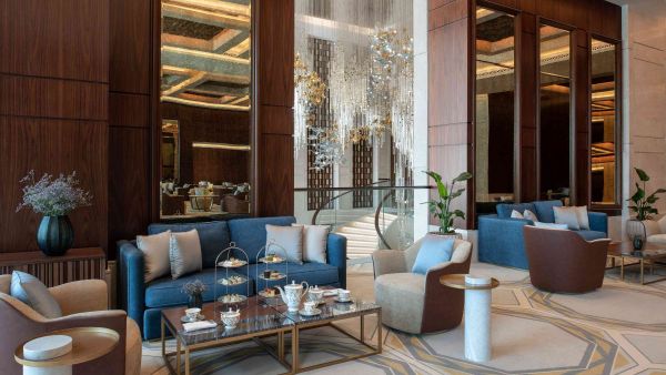 Enchanting New Resort Offers Beloved Rituals, Bespoke Service and Exquisite Culinary Experiences St. Regis Hotels & Resorts Evokes Island Glamour in the Heart of Qatar With the Opening of the St. Regis Marsa Arabia Island, the Pearl Qatar