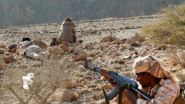 مقتل العديد من عناصر الجيش اليمني وقوات الامن في هجمات لتنظيم القاعدة في "أبين"