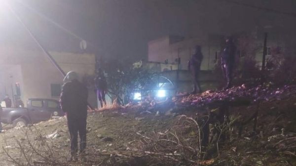 تواجد أمني في المنزل الذي وقعت فيه الجريمة