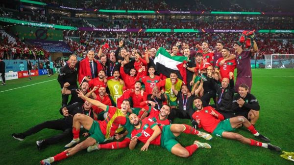 فريق المغرب بعد تقدمه الى دور الـ 16