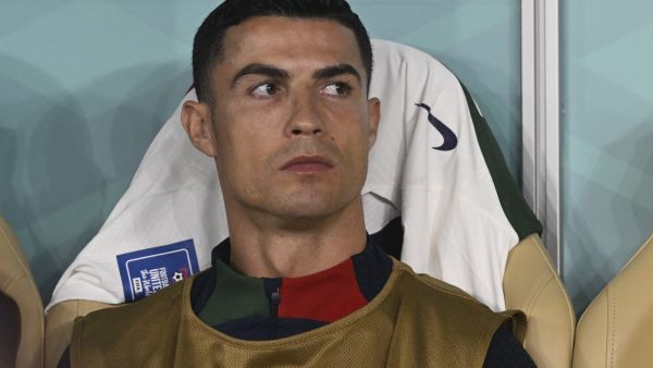 النصر السعودي يكشف موعد خضوع كريستيانو رونالدو للفحوصات الطبية