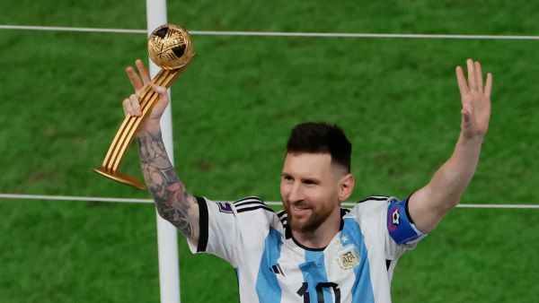 ميسي يحصد جائزة أفضل لاعب في بطولة كأس العالم قطر 2022