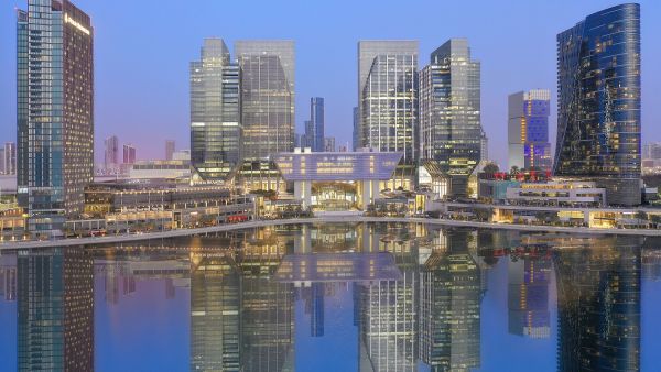 شراكة بين الدار ومبادلة للاستثمار للاستحواذ  على برج تجاري من الفئة الممتازة في جزيرة الماريه