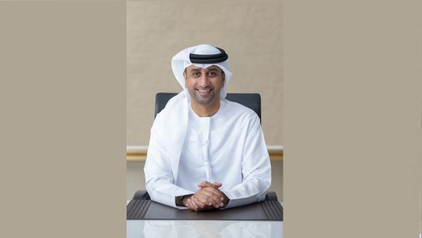 فهد الحساوي، الرئيس التنفيذي لشركة الإمارات للاتصالات المتكاملة دو تحتفي باليوم الوطني الحادي والخمسين لدولة الإمارات في إطار حملة #الإتحاد_بعيون_إماراتية